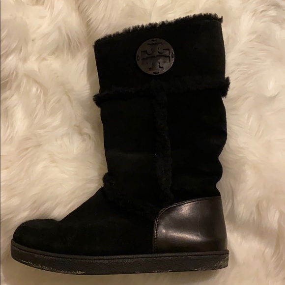 Tory Burch sherpa boots - Picture 9 of 13